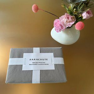 Parachute NWT pillowcase set (two) percale cotton putty color standard size